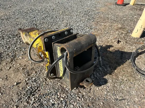 2020 Epiroc SB 452 Attachment