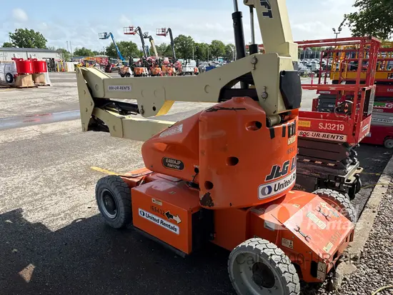 2016 JLG E400AJPN Articulating Boom Lift
