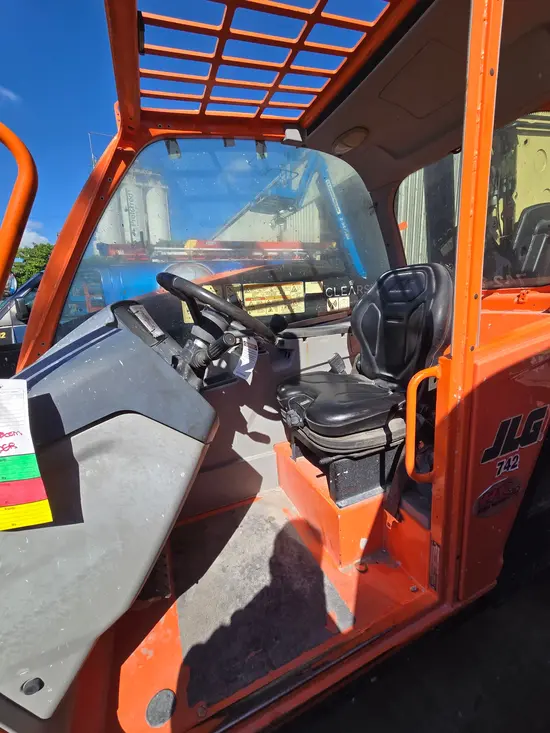 2018 JLG 742 Forklift