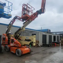 2017 JLG E400AJPN Articulating Boom Lift