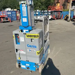 2017 Genie GR-20 Self-Propelled One-Person Lift