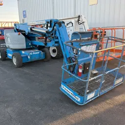 2014 Genie Z-45/25J DC Articulating Boom Lift