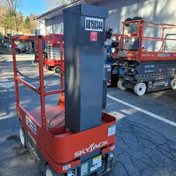 2018 Skyjack SJ16 Self-Propelled One-Person Lift