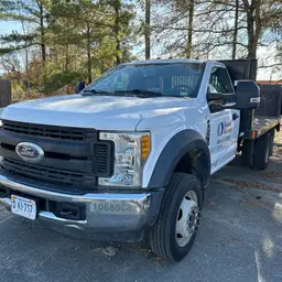 2017 Ford F-550 truck