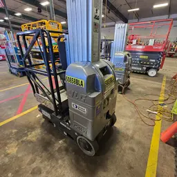 2017 JLG 20MVL Self-Propelled One-Person Lift