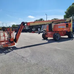 2015 JLG 800AJ Articulating Boom Lift