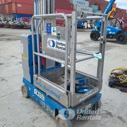 2017 Genie GR-20 Self-Propelled One-Person Lift