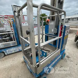 2017 Genie GR-20 Self-Propelled One-Person Lift