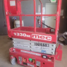 2017 MEC 1330SE Scissor Lift