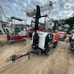 2018 Allmand NIGHT LIGHT V Portable Light Tower