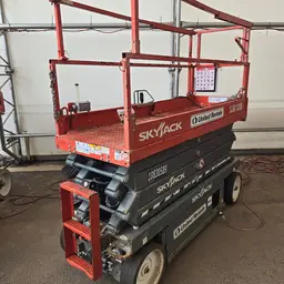 2018 Skyjack SJIII3226 Scissor Lift
