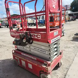 2018 MEC MICRO 19 Scissor Lift