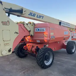 2017 JLG 800AJ Articulating Boom Lift