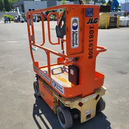 2018 JLG 1230ES Self-Propelled One-Person Lift