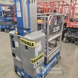 2017 Genie GR-20 Self-Propelled One-Person Lift