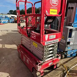 2018 MEC MICRO 19 Scissor Lift
