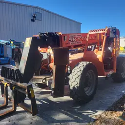 2017 SKYTRAK 10054 Forklift