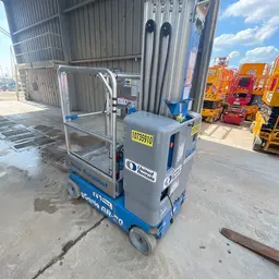 2018 Genie GR-20 Self-Propelled One-Person Lift