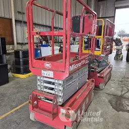 2019 MEC MICRO 19 Scissor Lift