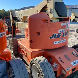 2014 JLG E450AJ Articulating Boom Lift