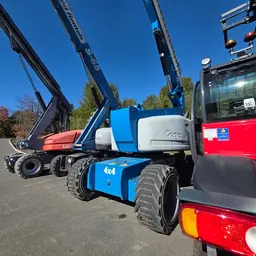 2017 Genie Z-80/60J Articulating Boom Lift