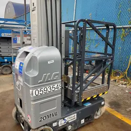 2017 JLG 20MVL Self-Propelled One-Person Lift