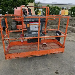 2015 JLG 450AJ Articulating Boom Lift