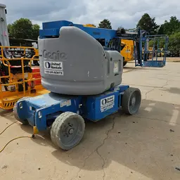 2014 Genie Z-40/23N Articulating Boom Lift