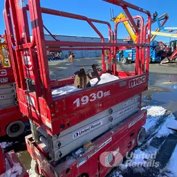 2017 MEC 1930SE Scissor Lift