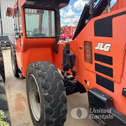 2018 SKYTRAK 8042 Forklift