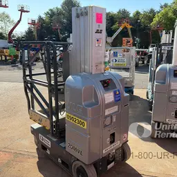 2019 JLG 20MVL Self-Propelled One-Person Lift