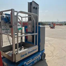 2018 Genie GR-20 Self-Propelled One-Person Lift