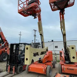 2015 JLG E450AJ Articulating Boom Lift