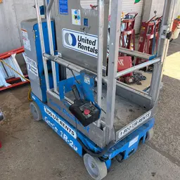 2018 Genie GR-20 Self-Propelled One-Person Lift