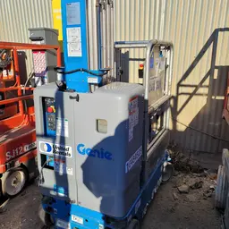2016 Genie GR-20 Self-Propelled One-Person Lift