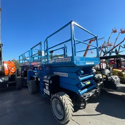 2016 Genie GS-4390 RT Rough Terrain Scissor Lift