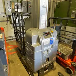 2018 JLG 20MVL Self-Propelled One-Person Lift