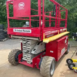 2018 MEC 4069ERT Scissor Lift