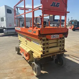 2018 JLG 2646ES Scissor Lift