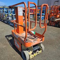 2013 JLG 1230ES Self-Propelled One-Person Lift