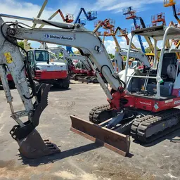 2020 Takeuchi TB240 Mini Excavator