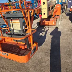 2016 JLG E450AJ Articulating Boom Lift