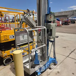 2018 Genie AWP-36SDC Pusharound Lift