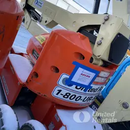 2017 JLG E400AJPN Articulating Boom Lift