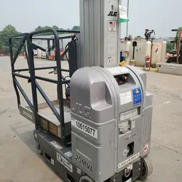 2017 JLG 20MVL Self-Propelled One-Person Lift
