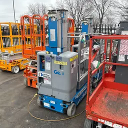 2018 Genie GR-20 Self-Propelled One-Person Lift