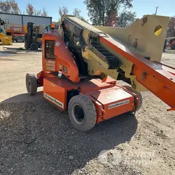 2017 JLG E400AJPN Articulating Boom Lift