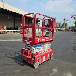 2018 MEC 1330SE Scissor Lift