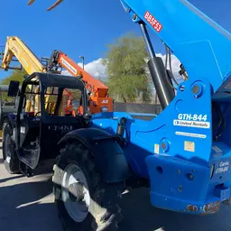 2015 Genie GTH-844 Forklift