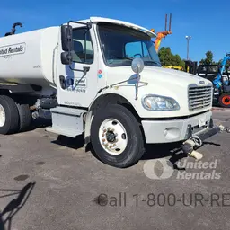 2019 Freightliner M2106 DSL Water Truck